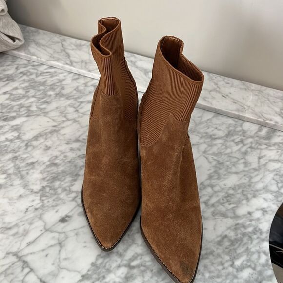 Steve Madden suede booties, size 7.5 - Picture 2 of 4